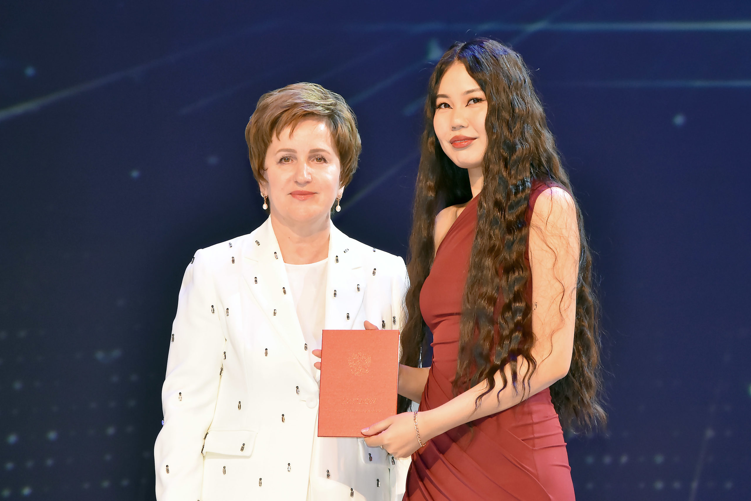 Students conducting minor surgical practice